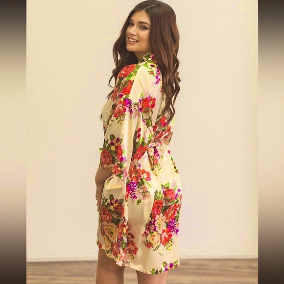 Floral Satin Robe - Picture 6 of 6